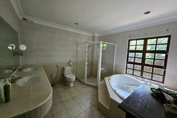 Sungai Buloh Country Resort