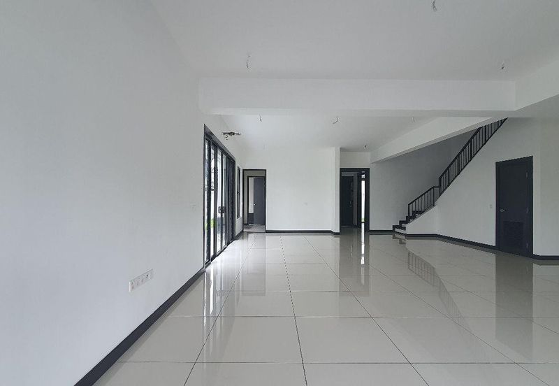 Hevea Elmina Gardens