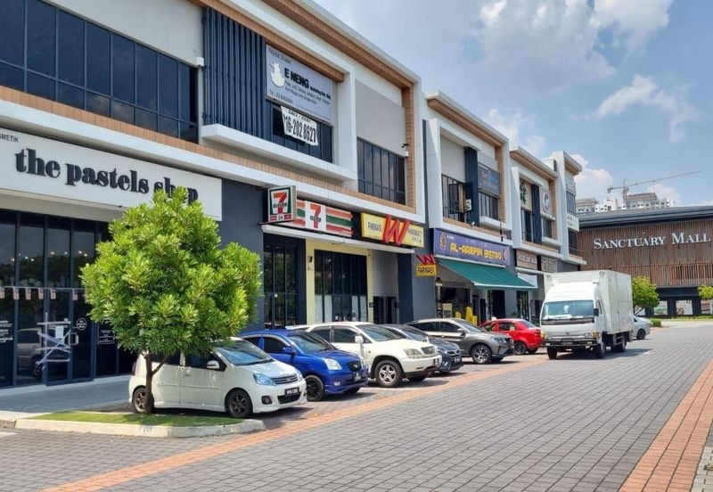 Eco Santuari The Summerset Shop