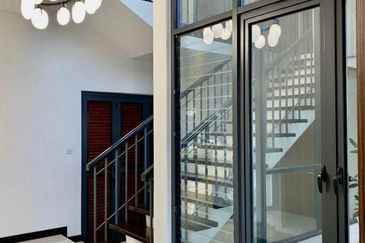 Tiana Elmina Gardens