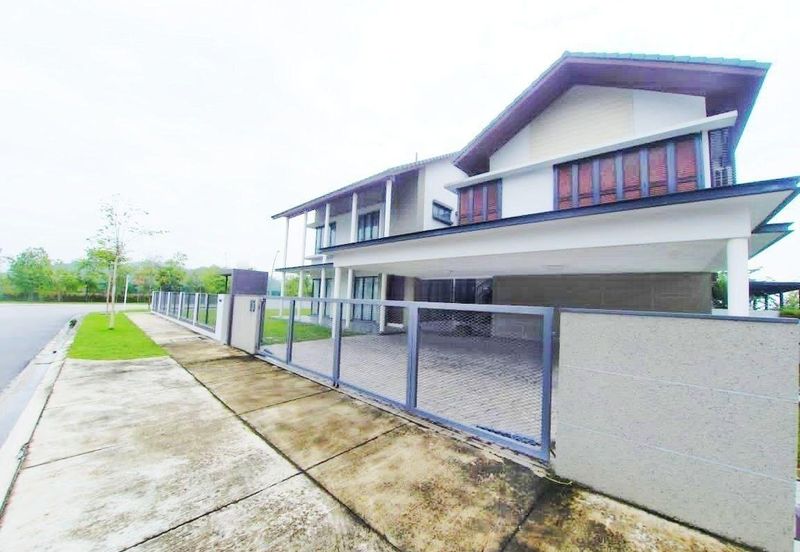 Tiana Elmina Gardens