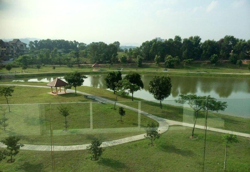 Bandar Tun Hussein Onn