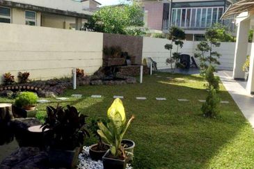 Bandar Tun Hussein Onn