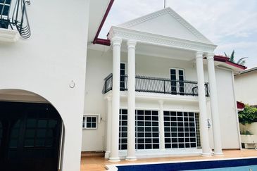 BEAUTIFUL EUROPEAN DESIGNED BUNGALOW IN PJ