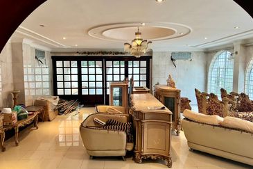 BEAUTIFUL EUROPEAN DESIGNED BUNGALOW IN PJ