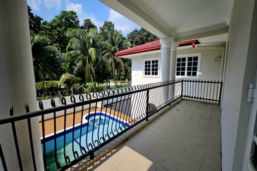 BEAUTIFUL EUROPEAN DESIGNED BUNGALOW IN PJ