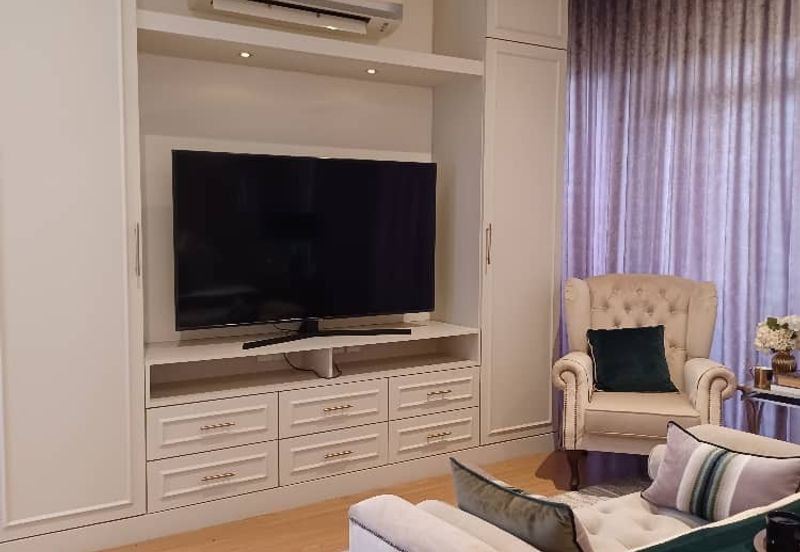 Fully-furnished Mulia Residence 