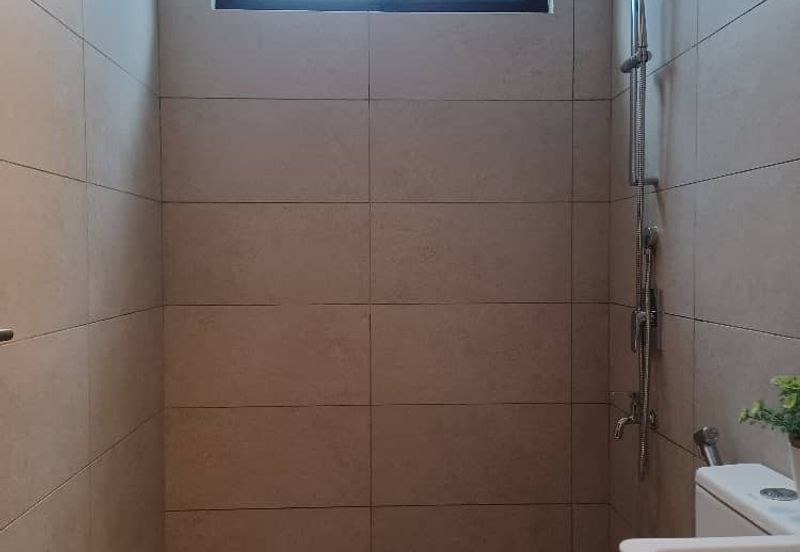 Fully-furnished Mulia Residence 