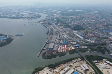 West Port, Pulau Indah