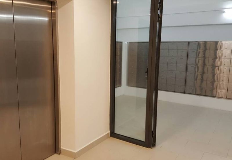 Pandora @ Tropicana Metropark