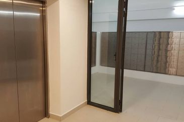 Pandora @ Tropicana Metropark