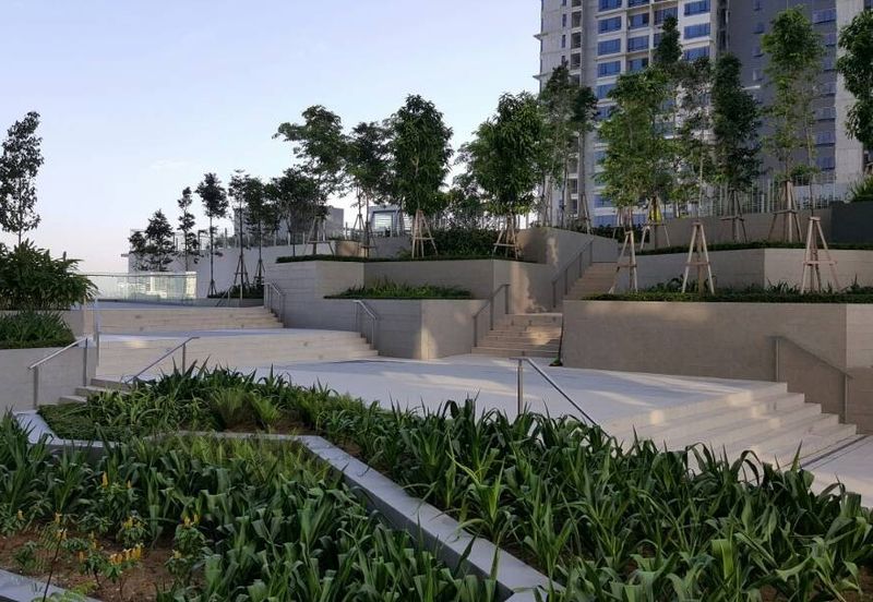 Pandora @ Tropicana Metropark