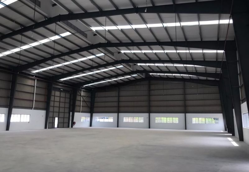KG BARU SUBANG WAREHOUSE FOR RENT