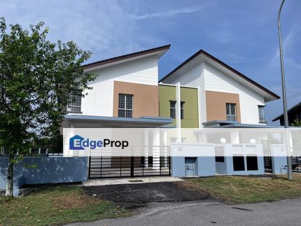 Newly Furbished Semi-D Faces Greeneries, Selangor, Sungai Buloh