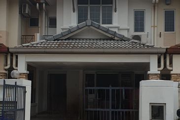 Jalan Spektrum U16 @ Taman Bukit Subang