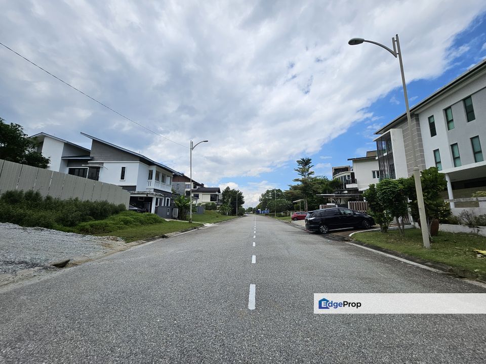 Perdana Lakeview East Bungalow Land for Sale, Selangor, Cyberjaya