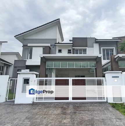 Gated & Guarded Spacious Modern Semi-D at D'Kayangan, sek 13 Shah Alam, Selangor, Shah Alam
