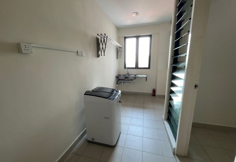 Ara Hill Condominium