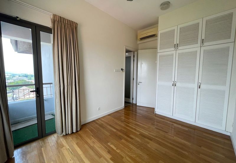 Ara Hill Condominium