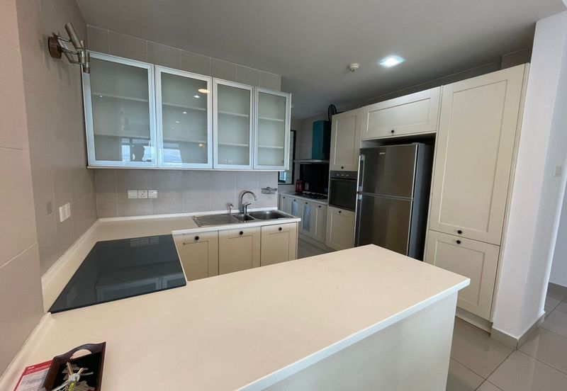 Ara Hill Condominium