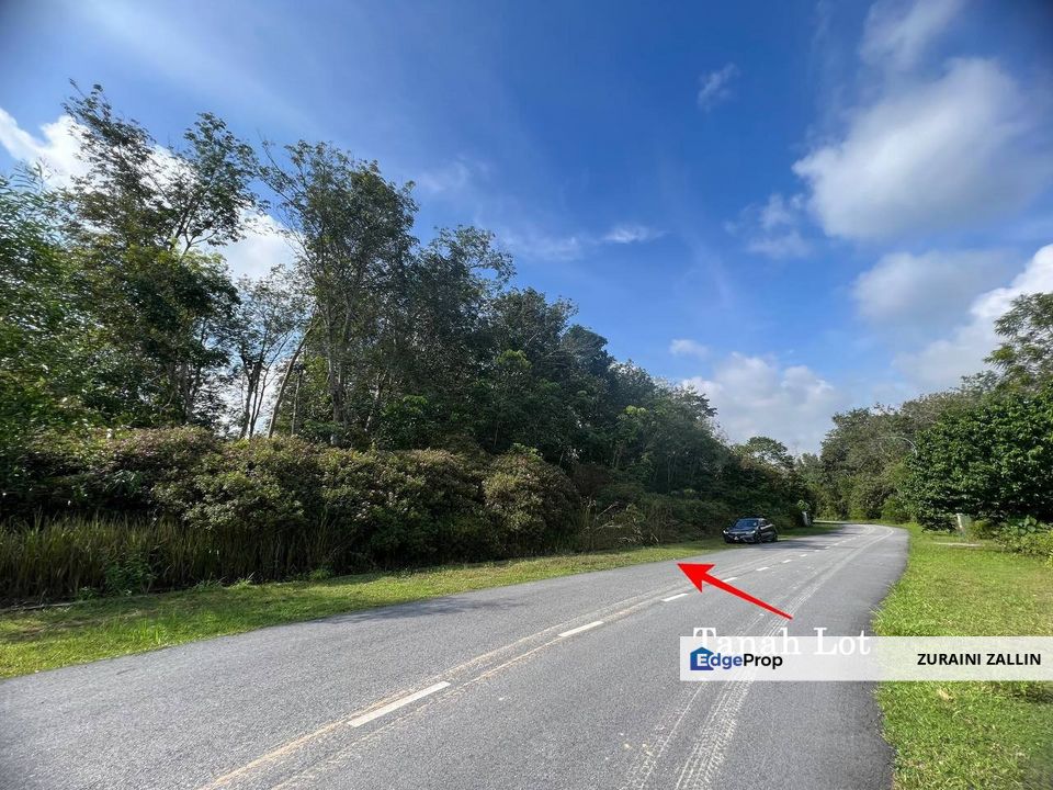 2 Tanah Lot Banglo Side By Side College Heights, Mantin for Sale RM212