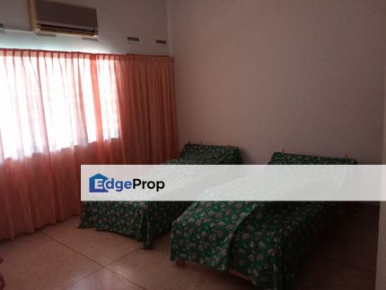Freehold 2 storey terrace house, near Ong Kim Wee, Melaka, Melaka Tengah