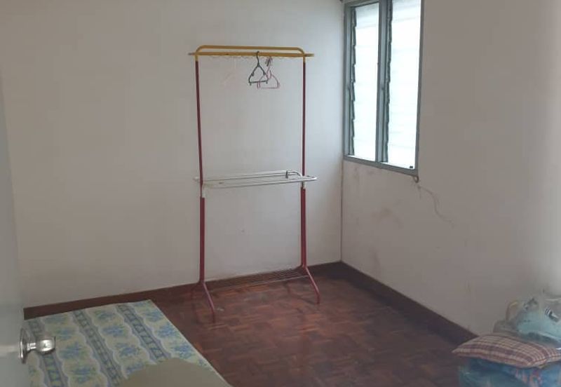 Pangsapuri Kota Laksamana Utama