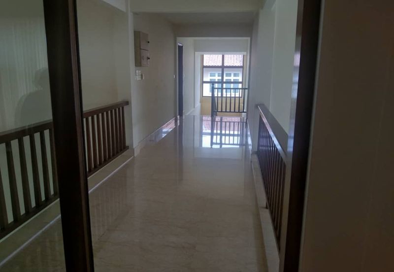 2 Storey Bangalow In Kampung Lapan