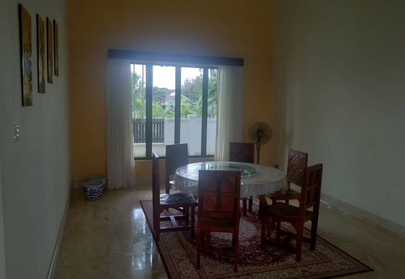 2 Storey Bangalow In Kampung Lapan