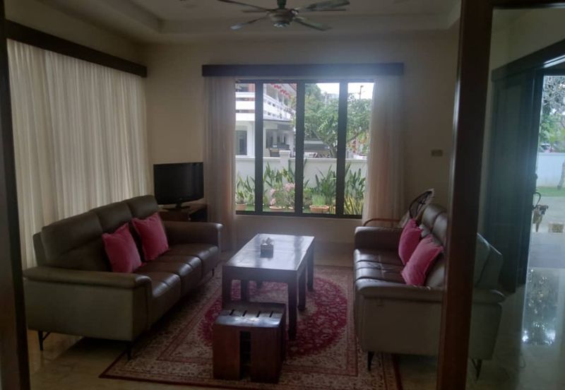 2 Storey Bangalow In Kampung Lapan