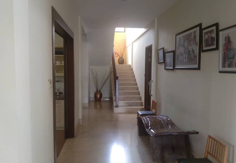 2 Storey Bangalow In Kampung Lapan