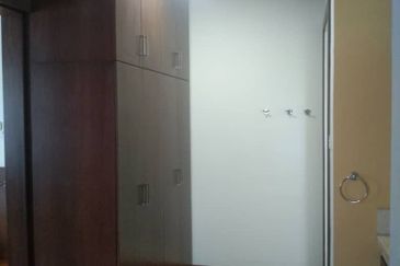 2 Storey Bangalow In Kampung Lapan