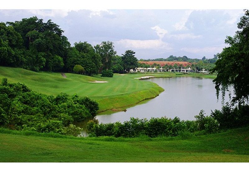 TIARA MELAKA GOLF & COUNTRY CLUB (VILLE