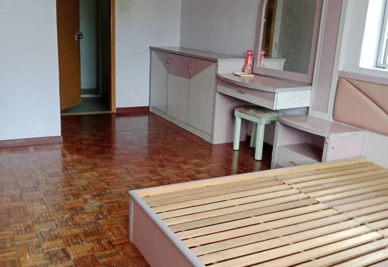 Taman Muzaffar Heights