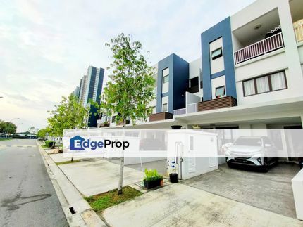 FREEHOLD Townhouse Ayden Kota Warisan Sepang, Selangor, Sepang