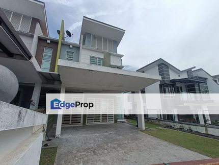 Double Storey Semi D Greenhill Residence Seksyen U10 Shah Alam, Selangor, Shah Alam