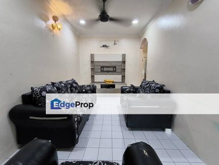 Single Storey Terrace Bandar Tasik Kesuma Fasa 7 Semenyih, Selangor, Semenyih