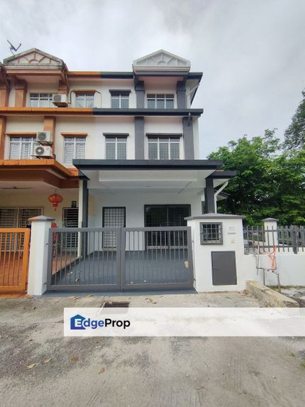 3 Storey End Lot Lakevista Taman Tasik Prima Puchong, Selangor, Puchong