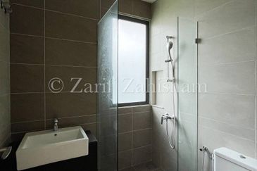 Charms of Nusantara, Setia Eco Glades