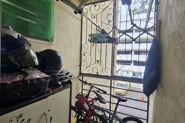 Apartment Teratai, Taman Sutera