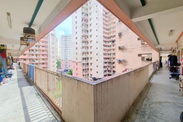 Bandar Tasik Selatan Low Cost Flat