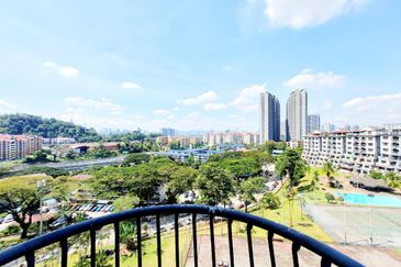 Sri Kinabalu Condominium