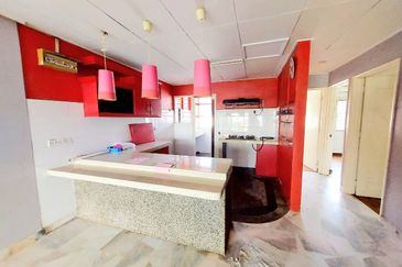 Sri Kinabalu Condominium