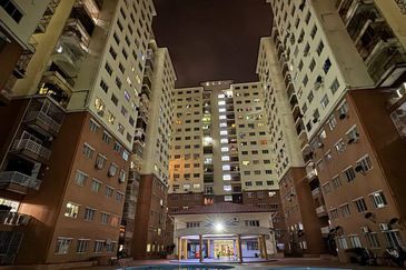 Pangsapuri Damai Mewah B