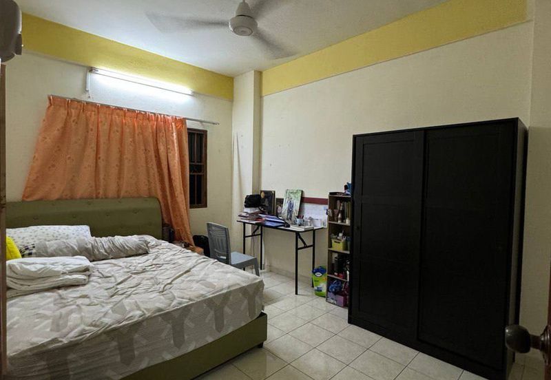 Pangsapuri Damai Mewah B