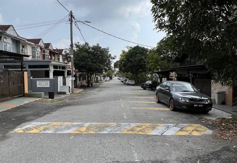 Taman Dahlia, Sepang