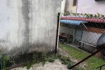 Taman Dahlia, Sepang