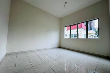 JATI HEIGHTS @ PUTRA NILAI