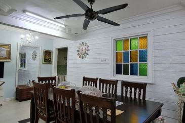 Taman Pinggiran Batu Caves