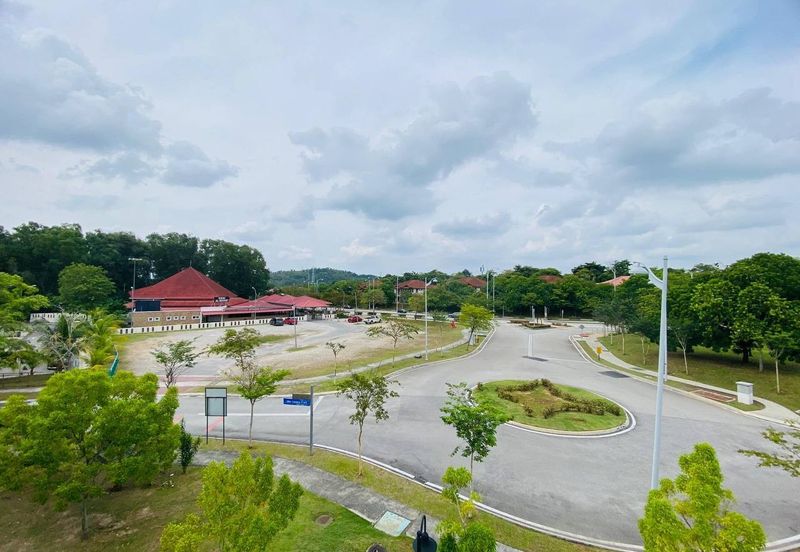 Duta Villa, Presint 14